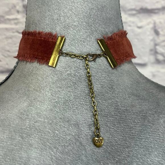 Handmade Upcycled African-Inspired Brooch Pendant Choker Necklace - Picture 3 of 7